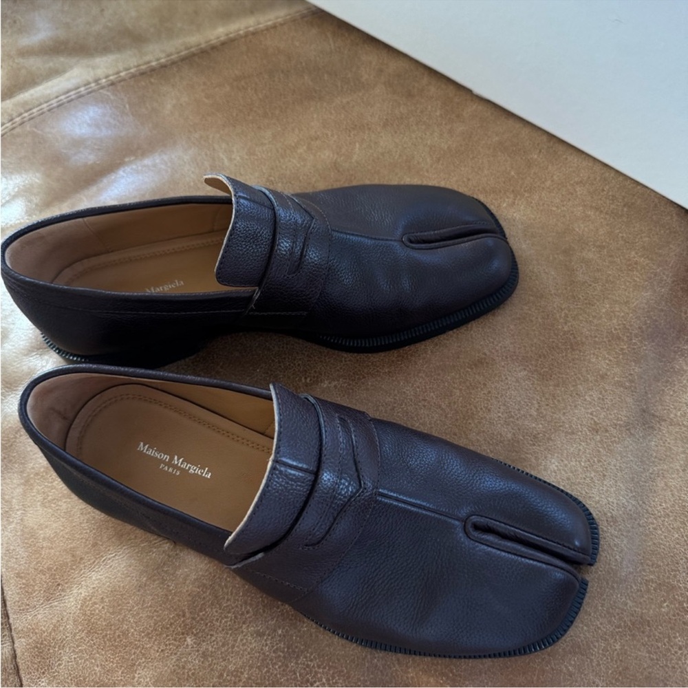 🤎🤎Authentic Maison Martin Margiela Brown Tabi Loafers🤎🤎